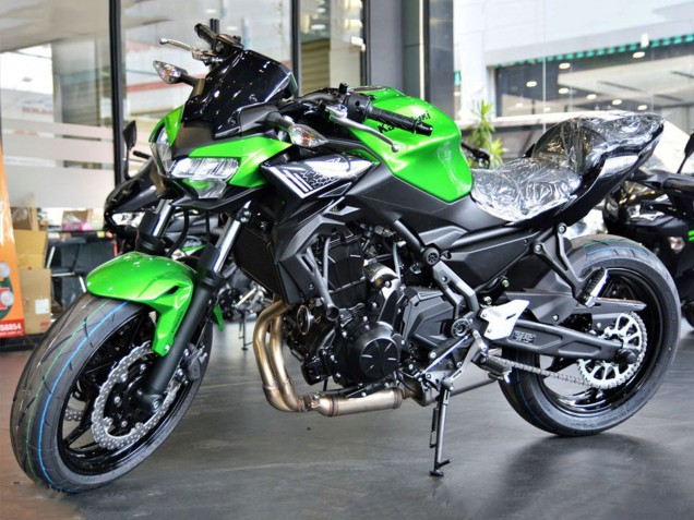 Carena Moto Kawasaki Ninja Z650 2020-2023 - Verde Nero