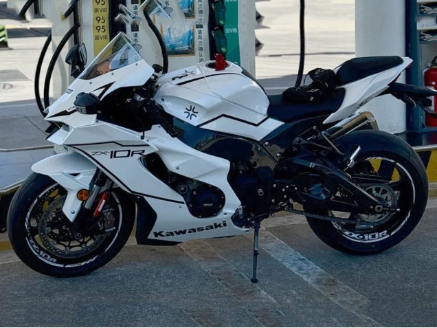 Carena Moto Kawasaki ZX10R 2021-2025 - Bianco Nero