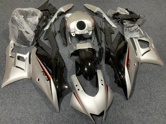 Carena Moto Yamaha YZF R3/R25 2022-2024 - Oro Chiaro Nero Lucido