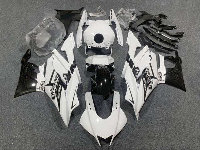 Carena Moto Yamaha YZF R3/R25 2022-2024 - Bianco Nero Lucido