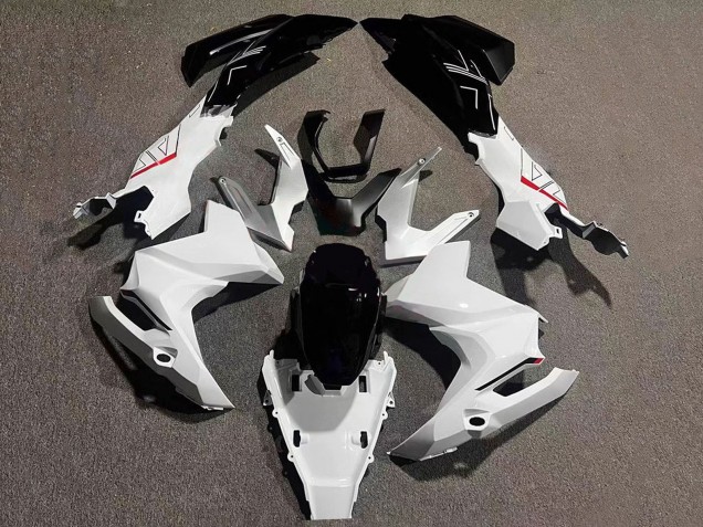 Carena Moto Honda ADV160 2022-2024 - Bianco Nero Lucido